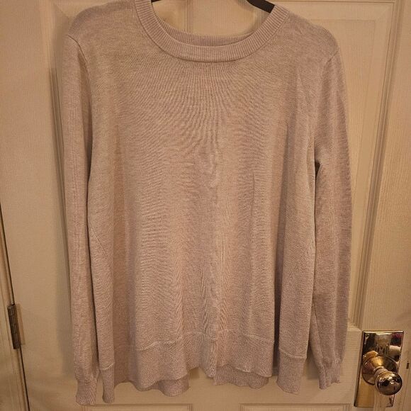 CATHERINE MADANDRINO PALE LAVENDAR SWEATER - Picture 4 of 6